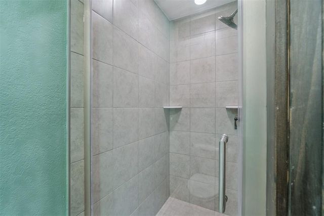 3812 NE 140th Terrace, Edmond, OK 73013