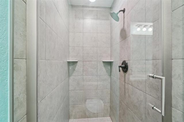 3812 NE 140th Terrace, Edmond, OK 73013