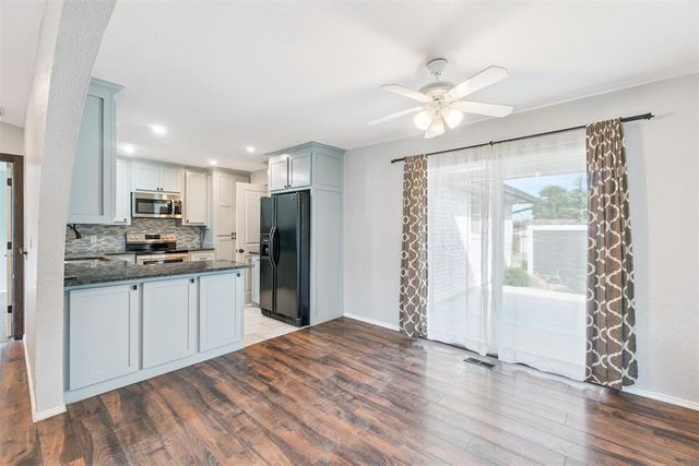 3812 NE 140th Terrace, Edmond, OK 73013