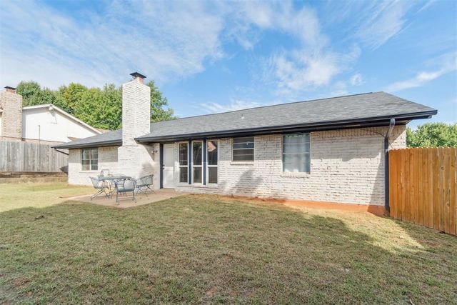 3812 NE 140th Terrace, Edmond, OK 73013