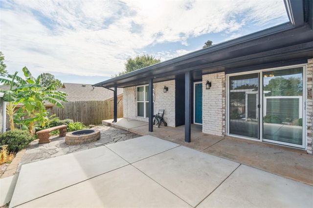 3812 NE 140th Terrace, Edmond, OK 73013