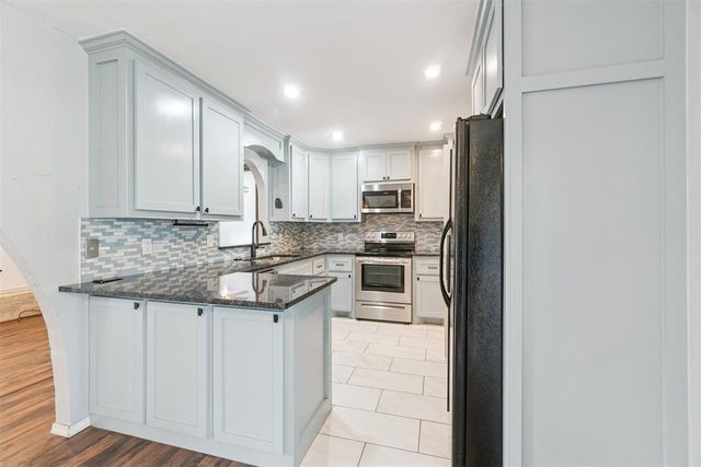 3812 NE 140th Terrace, Edmond, OK 73013