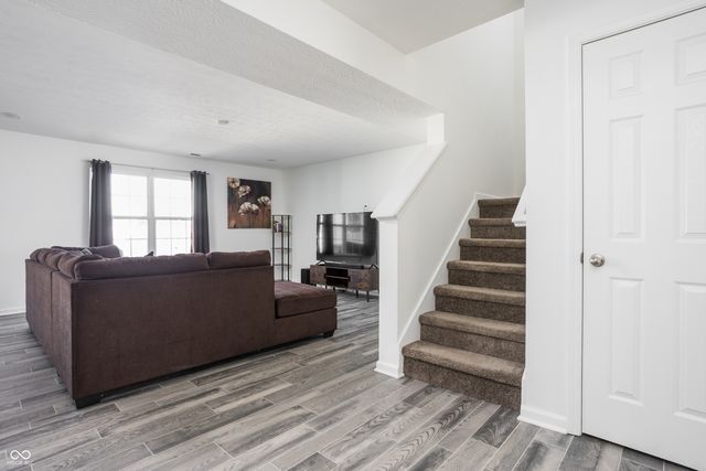 784 Jefferson Park Drive, Pittsboro, IN 46167