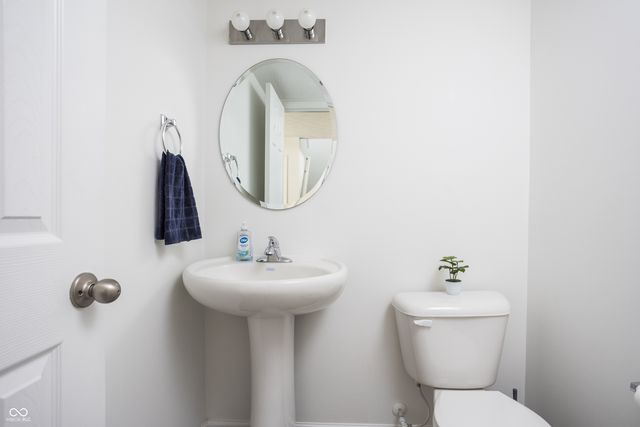 784 Jefferson Park Drive, Pittsboro, IN 46167