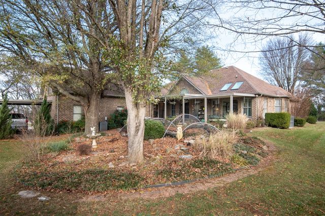 322 Creekwood Ct, Gallatin, TN 37066