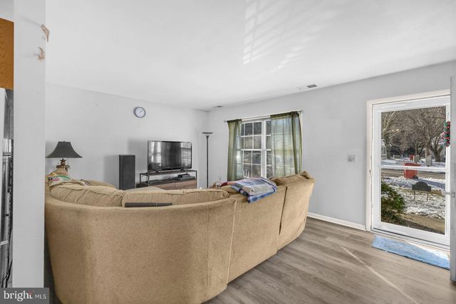 6179 E DORLON DR, Rock Hall, MD 21661