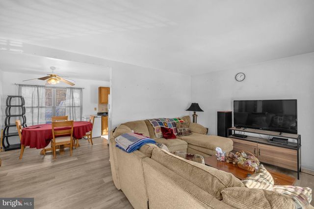 6179 E DORLON DR, Rock Hall, MD 21661