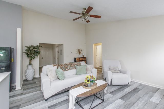 4026 Briar Creek Drive, Lawrenceburg, KY 40342