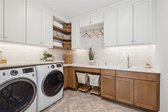 106 Dana Drive, Mccandless, PA 15090