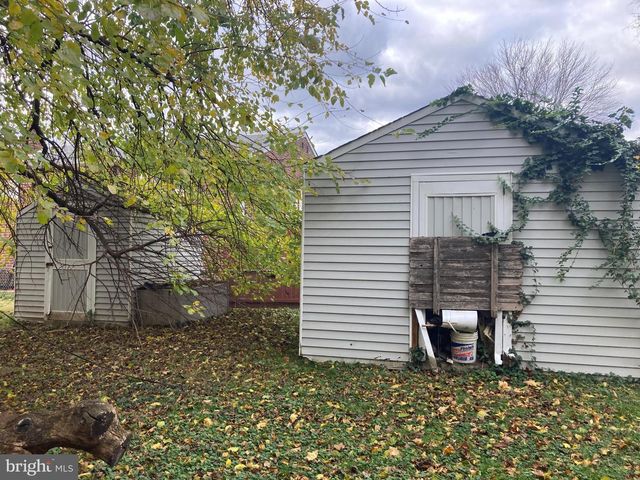 6800 OXFORD AVE, Philadelphia, PA 19111