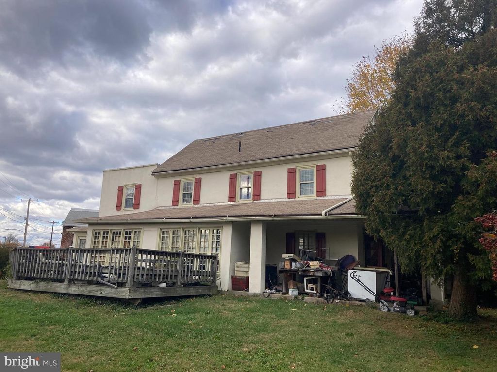 6800 OXFORD AVE, Philadelphia, PA 19111