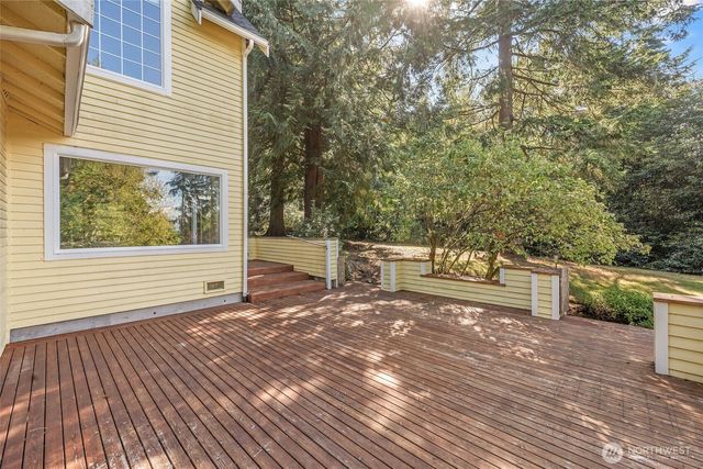16526 128th Avenue SW, Vashon, WA 98070