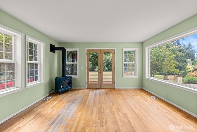 16526 128th Avenue SW, Vashon, WA 98070