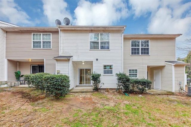 745 CRESTWELL SW Circle, Atlanta, GA 30331
