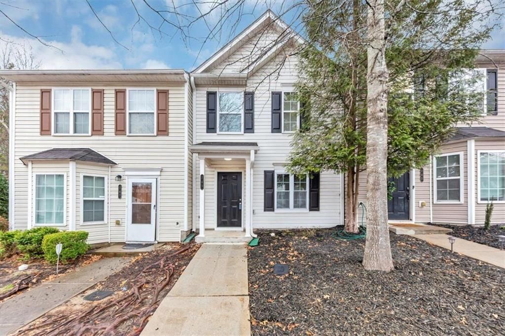 745 CRESTWELL SW Circle, Atlanta, GA 30331