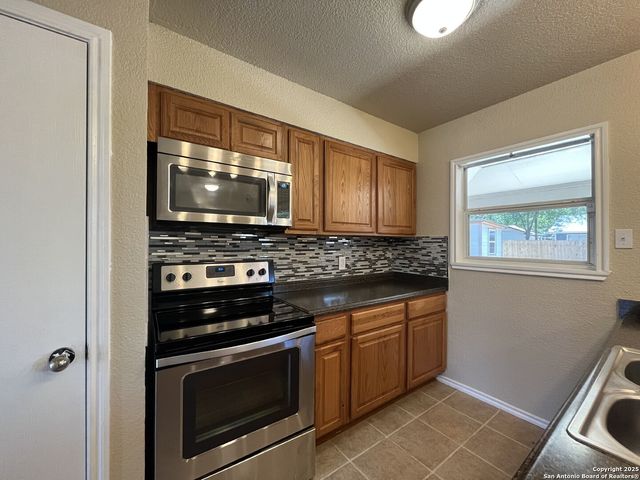 4102 Judivan, San Antonio, TX 78218