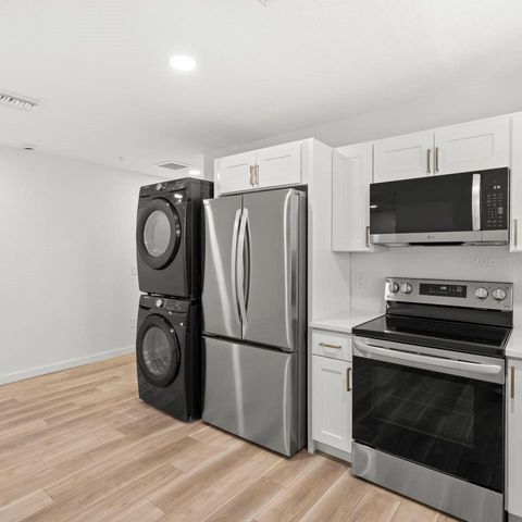 3107 16TH STREET N, St Petersburg, FL 33704
