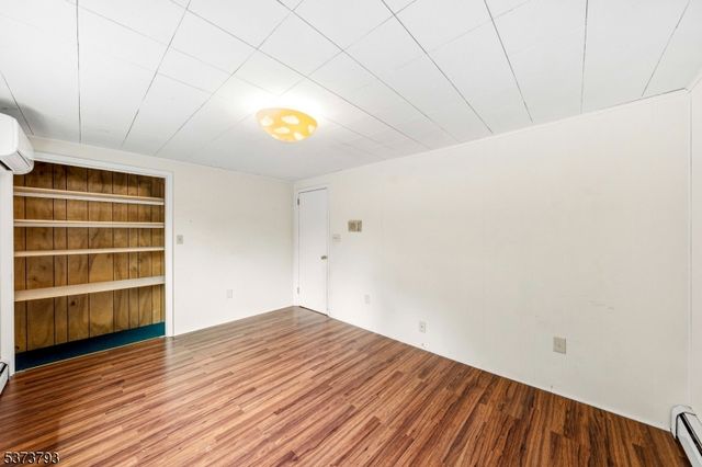 510 Albermarle St, Rahway City, NJ 07065