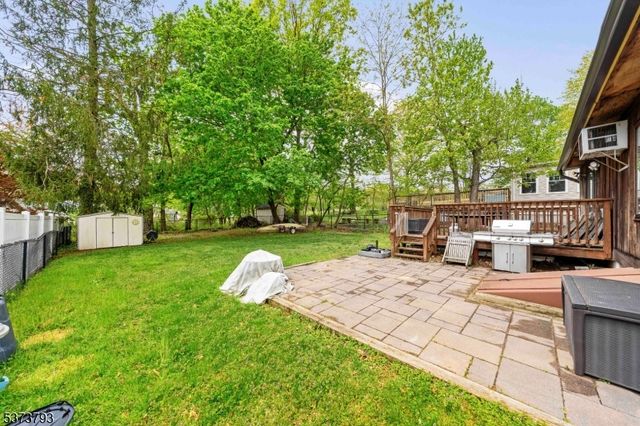 510 Albermarle St, Rahway City, NJ 07065