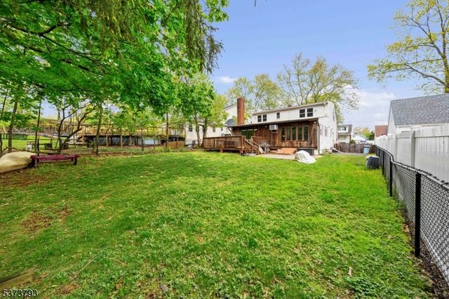 510 Albermarle St, Rahway City, NJ 07065