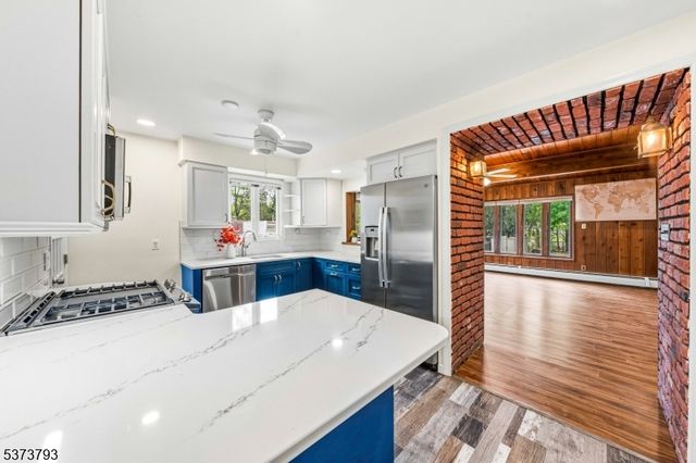 510 Albermarle St, Rahway City, NJ 07065