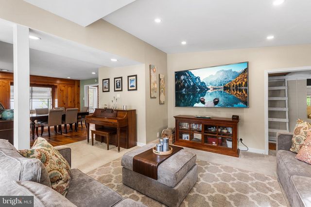 1416 KINGSLEY RD, Havertown, PA 19083