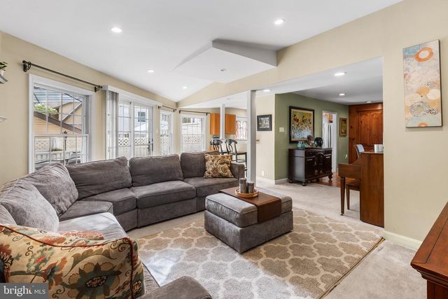1416 KINGSLEY RD, Havertown, PA 19083