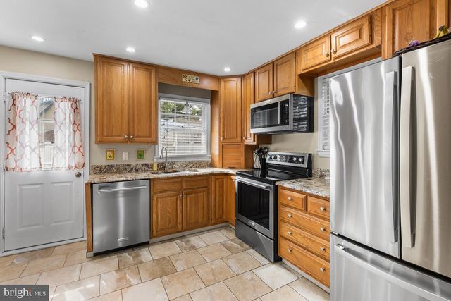 1416 KINGSLEY RD, Havertown, PA 19083