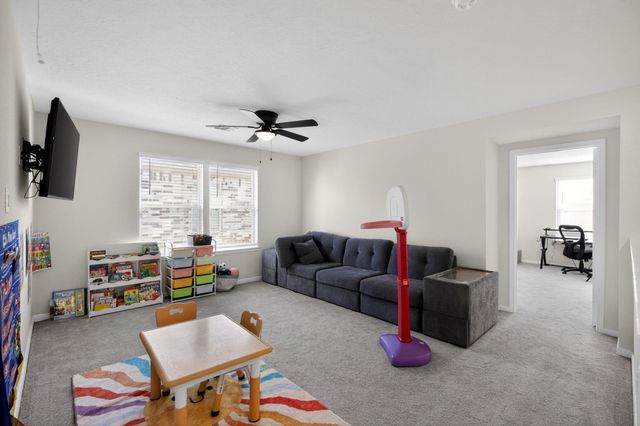 2837 Shimmer Edge Drive, Katy, TX 77493