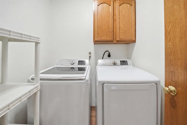 3012 E Highview Drive, Des Moines, IA 50320