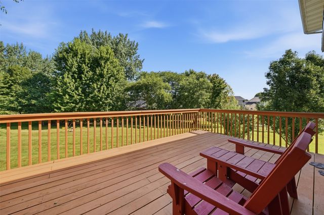 3012 E Highview Drive, Des Moines, IA 50320