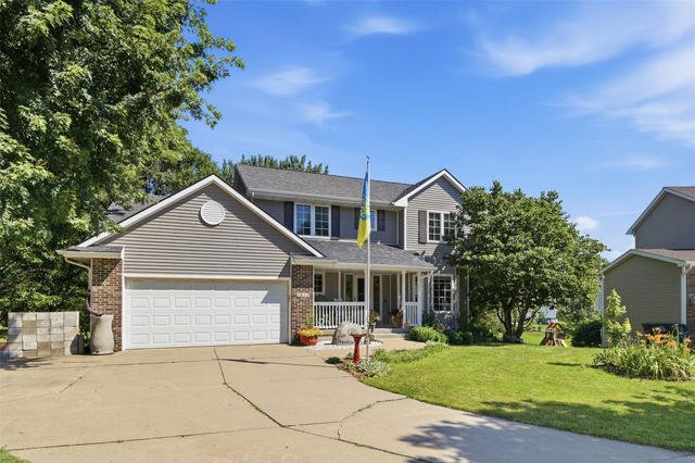 3012 E Highview Drive, Des Moines, IA 50320