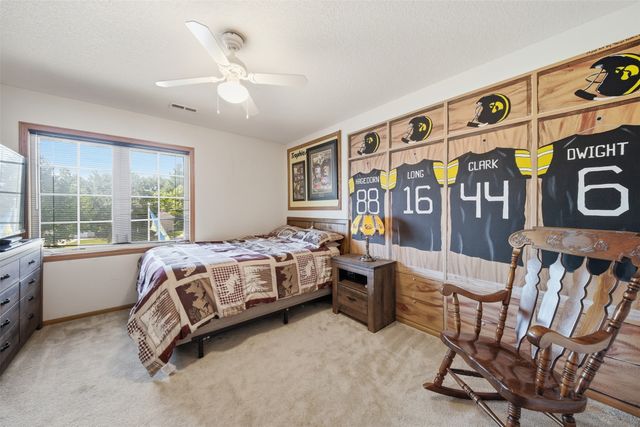 3012 E Highview Drive, Des Moines, IA 50320
