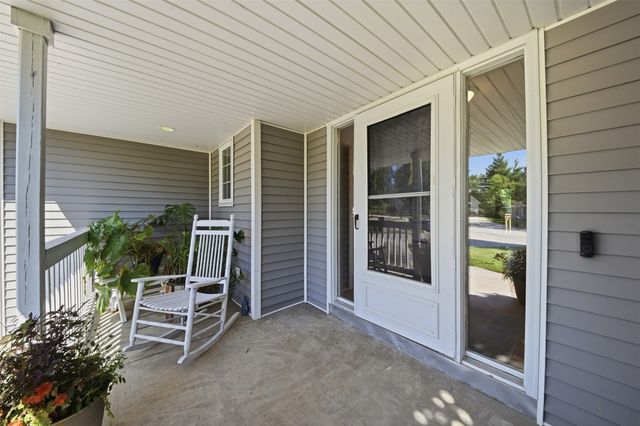 3012 E Highview Drive, Des Moines, IA 50320