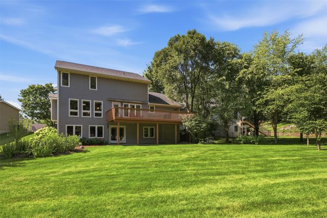 3012 E Highview Drive, Des Moines, IA 50320