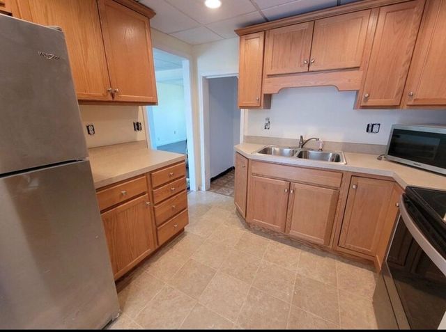 2741 4th Avenue, Huntington, WV 25702