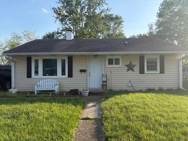 1462 Lochry Road, Franklin, IN 46131