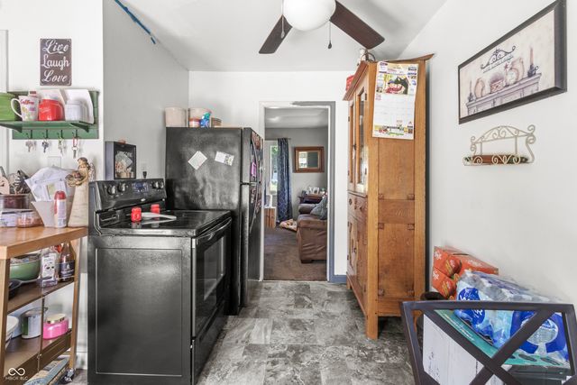 1462 Lochry Road, Franklin, IN 46131