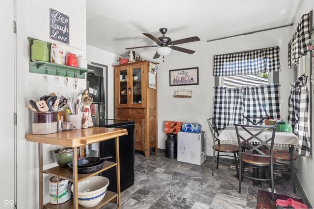 1462 Lochry Road, Franklin, IN 46131