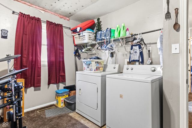 1462 Lochry Road, Franklin, IN 46131