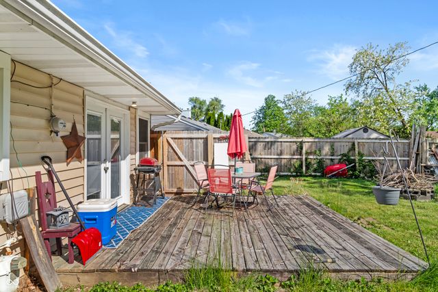 1462 Lochry Road, Franklin, IN 46131