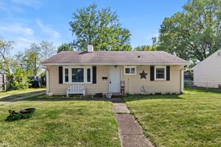 1462 Lochry Road, Franklin, IN 46131