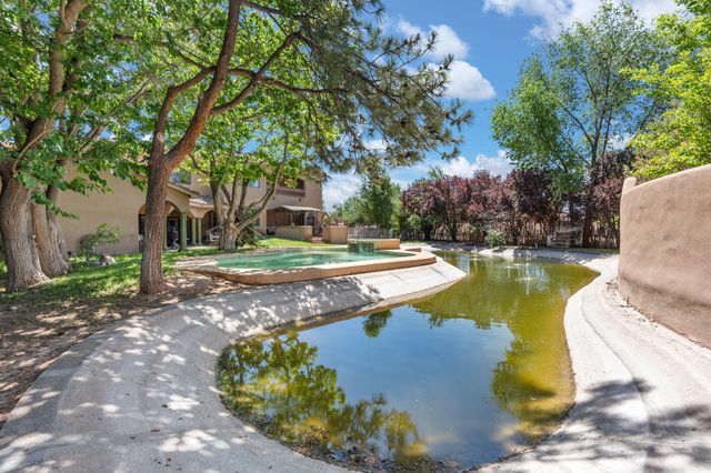 746 Chamisal Road NW, Albuquerque, NM 87107