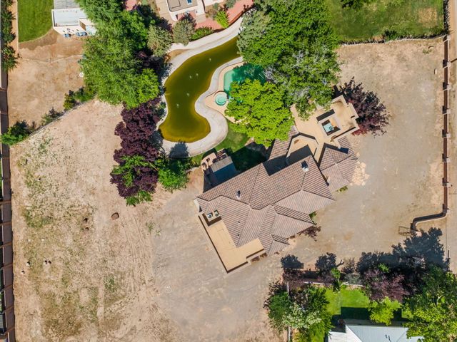 746 Chamisal Road NW, Albuquerque, NM 87107