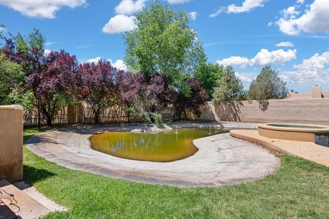 746 Chamisal Road NW, Albuquerque, NM 87107