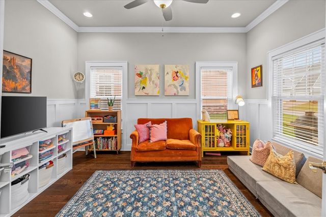 1114 Chancery Lane, Cave Springs, AR 72718