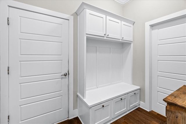 1114 Chancery Lane, Cave Springs, AR 72718