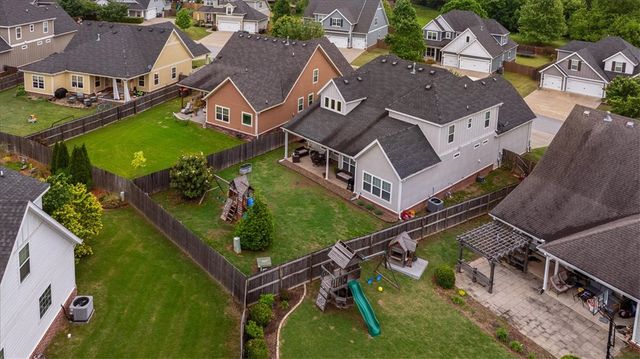 1114 Chancery Lane, Cave Springs, AR 72718