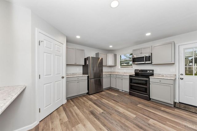 5712 Blue Spruce Drive, Miami Twp, OH 45150