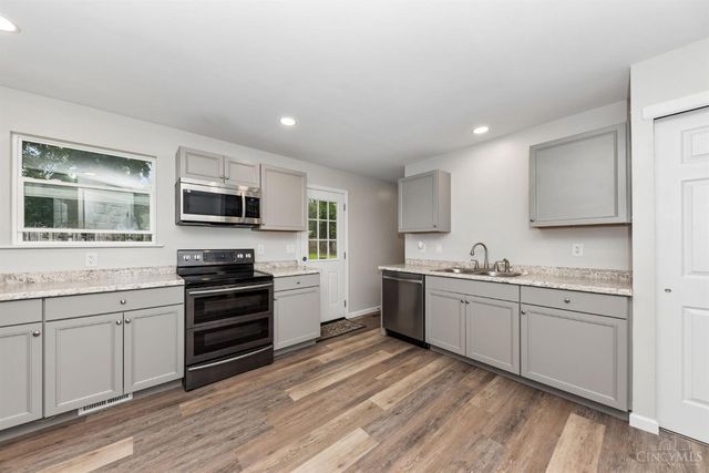 5712 Blue Spruce Drive, Miami Twp, OH 45150
